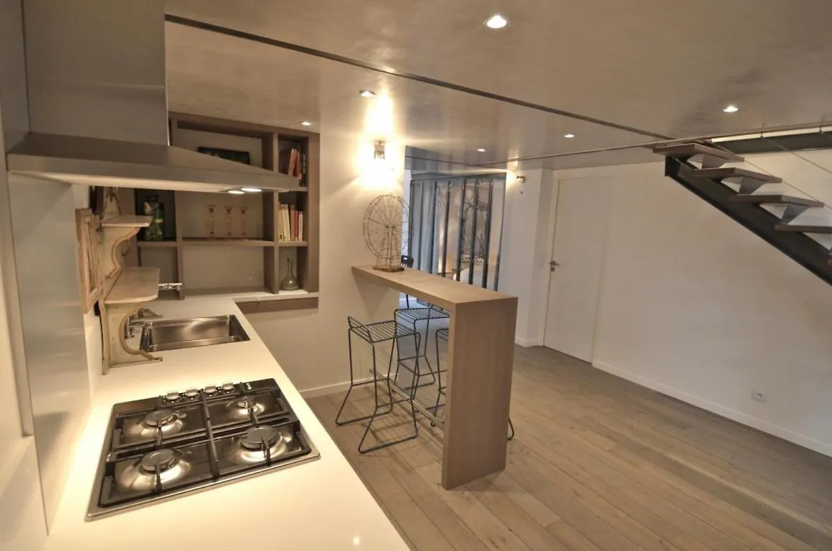 Apartment La Table Paris